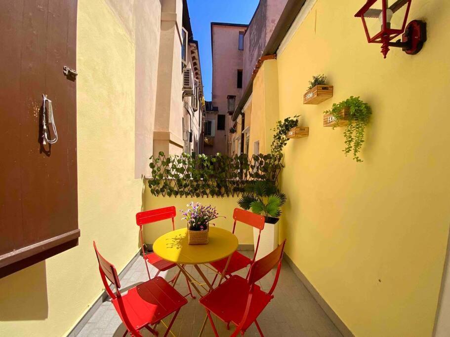 Ca' Donin - Centro Storico Apartment Chioggia Luaran gambar